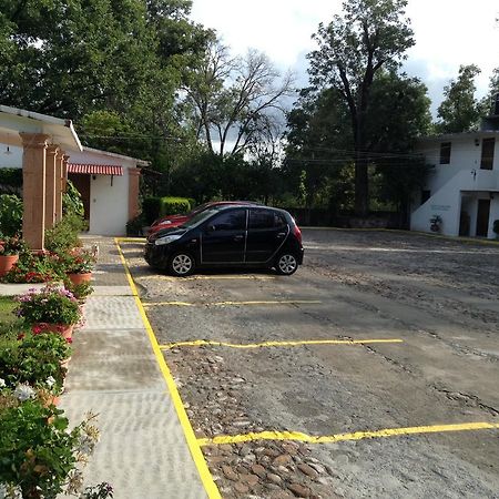 Hotel Tecozautla Exterior foto